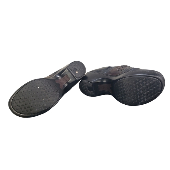 Ariat Womens Size 7.5 Slip On Leather Clogs - Picture 5 of 8